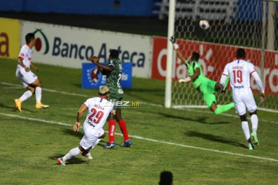 Olimpia vuelve al liderato luego de golear a un Marathón que no metió ni las manos en el Nacional Chelato Uclés