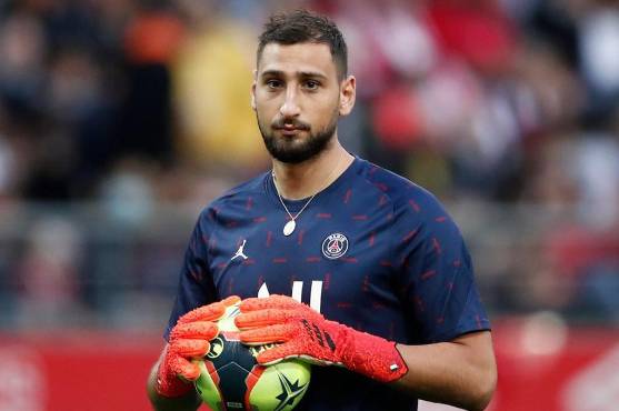 Donnarumma sigue sin ser el portero titular en el PSG y se alterna con Navas.
