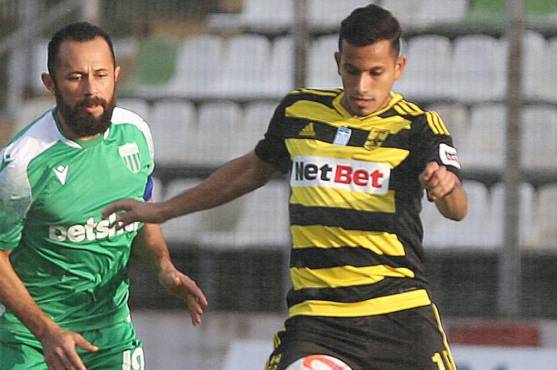 ¡Una joya! Luis Palma anota golazo y da asistencia en el triunfo de Aris sobre el Levadiakos por la copa de Grecia
