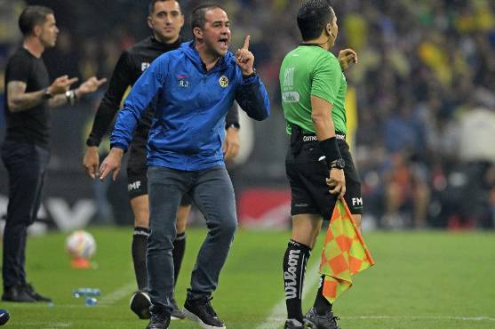 ¡Todo se define en la vuelta! Cruz Azul desaprovecha su localía y empata ante el América en la final de ida de la Liga MX