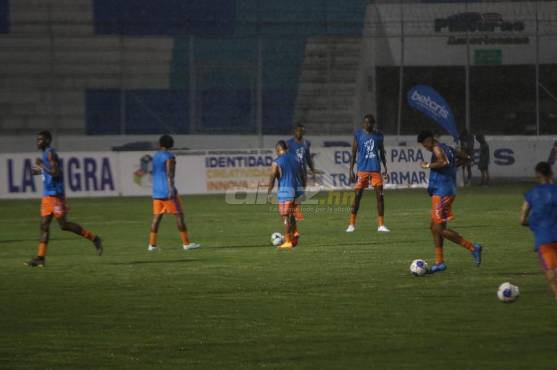 Así se vivió el minuto a minuto del triunfo agónico del Motagua ante UPNFM por la fecha 5