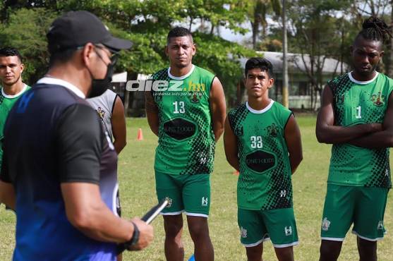 Carlo Costly se suma a los trabajos y ya suda la camisa del del Lone FC de la Segunda División de Honduras