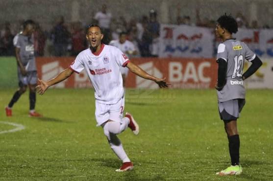 ¡En Danlí, Olimpia goleó al Honduras Progreso en el debut de Pablo Lavallén como entrenador merengue!