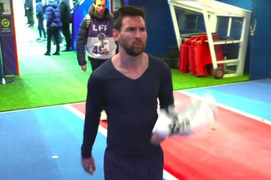 Messi fue pitado por la afición del PSG y su decisión sería salir del club al final de la presente temporada.