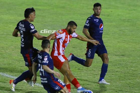 Vida doblega a Motagua, que entra en crisis sumando tres derrotas al hilo; Nene Obando deja el banquillo del club