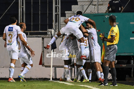 ¡Duro golpe! Motagua es derrotado por Comunicaciones y se aleja del título de la Liga Concacaf
