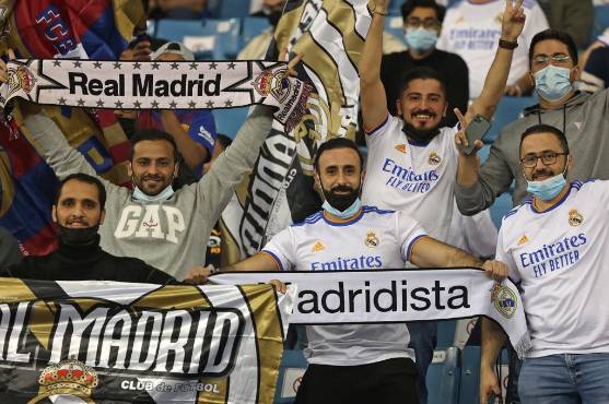 La afición del Real Madrid está muy motivada para este partido.