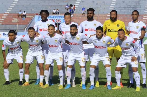 El 11 titular con el que Pedro Troglio logró su victoria número 100 con Olimpia. FOTO: Neptalí Romero