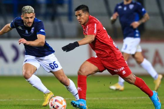 Michaell Chirinos ha jugado cuatro partidos como titular con el Volos FC.