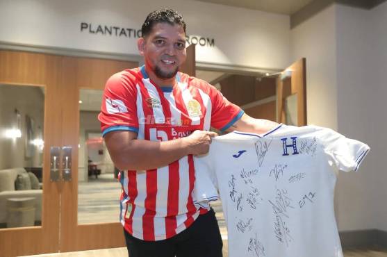 De deshidratarse por el sueño americano a conocer a la Selección de Honduras: el aficionado del Olimpia en Miami