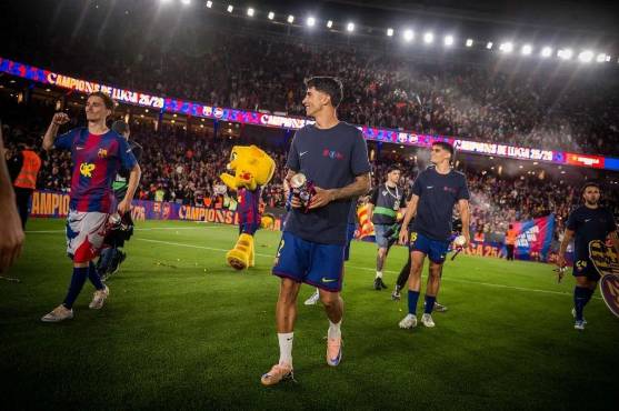 Joao Cancelo se convierte en el primer jugador en ganar las cuatro grandes ligas europeas