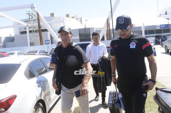 Pedro Troglio llegó este martes a Honduras para incorporarse al Olimpia. Foto: Neptalí Romero.