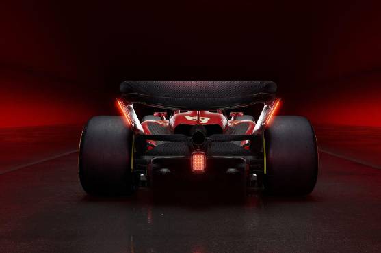 La parte trasera del nuevo auto de Ferrari para la temporada de este año.