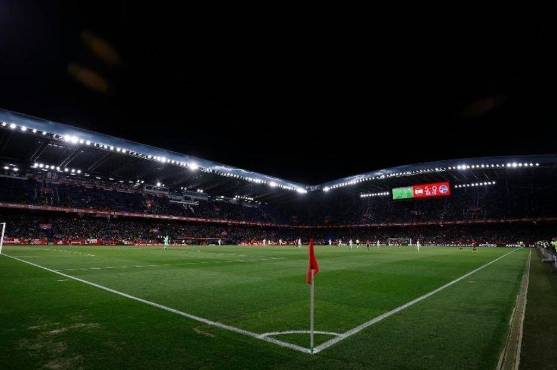 Inés Rey, alcaldesa de A Coruña, ha confirmado este lunes en el Palacio de María Pita que Riazor no va a albegar partidos del Mundial 2030.