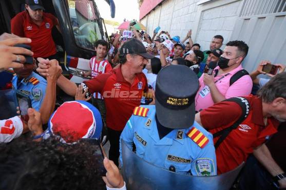 Así se vivió el minuto a minuto de la goleada del Olimpia a Real Sociedad en su estreno en el Clausura 2023