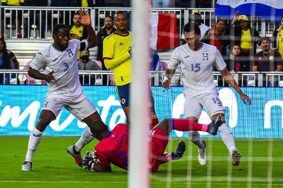 Honduras arranca el 2022 con derrota ante Colombia y el ‘Bolillo’ Gómez suma su tercera caída al frente de la Bicolor