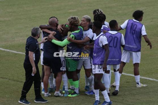 La selección de fútbol Sub-20 de República Dominicana clasificó al Mundial de Indonesia-2023 al ganar 1-0 a su similar de Jamaica. Foto: Neptalí Romero.