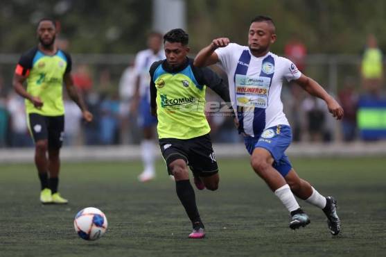 Roger Espinoza, DT del Juticalpa, también se enfurece contra con el arbitraje: “Fue una sinvergüenzada”