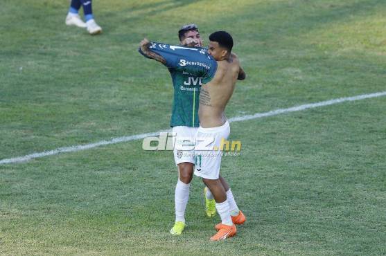 Selvin Guevara marcó un golazo ante los azules. Foto: Neptalí Romero