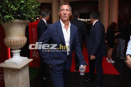 Pedro Troglio ganó en la categoría a mejor entrenador de la Liga Nacional. Foto Diez: Mauricio Ayala