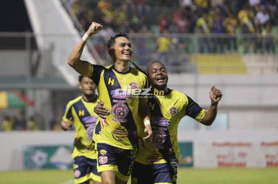Roberto Moreira abrió el marcador para el Génesis y falló un penal en el segundo tiempo. Foto: Andro Rodríguez.