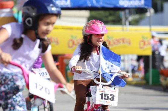 Los pequeños disfrutaron una mañana llena de alegrías.