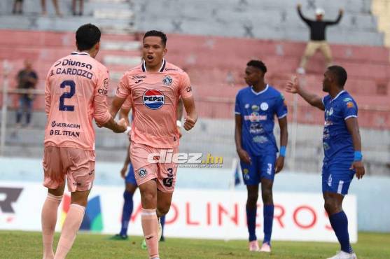 Carlos Meléndez anotó el primer gol del Motagua. Foto: Esaú Ocampo.