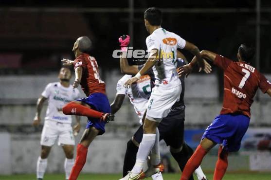 ¡Vida aplasta al Real Sociedad en el estadio Ceibeño con una hat-trick del brasileño Patryck Ferreira!