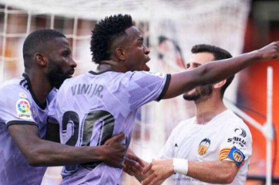 “Vinicius es una mi*rda como persona, este tío no puede ser; el Real Madrid tiene 8 negros y 2 blancos extranjeros...”