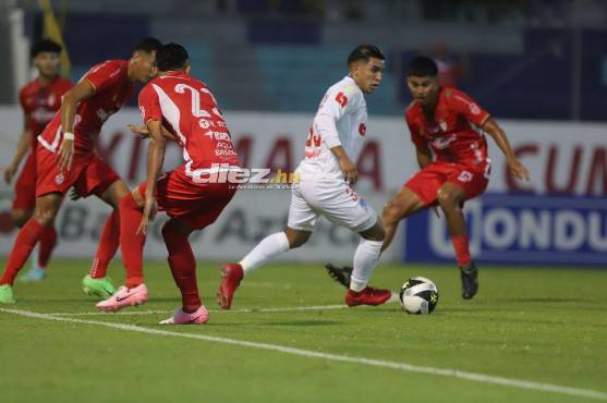 Olimpia propinó tremenda paliza a la Real Sociedad en una noche inspirada de Jorge Benguché