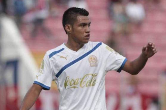 “Pepe” Escalante no tuvo mucha participación con el Olimpia, que en ese momento contaba con jugadores experimentados, siendo uno de ellos, Javier Portillo.