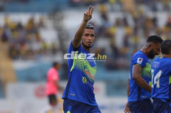 Alex López abrió el marcador para Potros en San Pedro Sula.