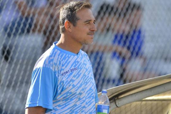 Oficial: El argentino Hernán “La Tota” Medina es el nuevo entrenador de Motagua