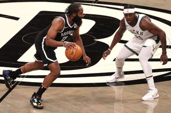 James Harden es una de las estrellas de los Nets que está ausente por coronavirus.