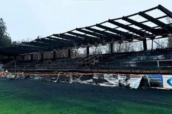 Así terminó el estadio de Haka FC tras la protesta de los menores que fueron detenidos.