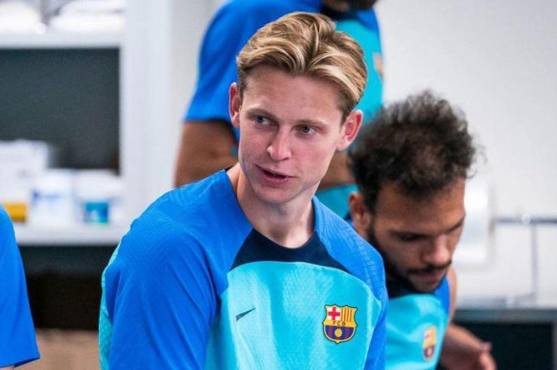 El “fair play” obliga al Barcelona a vender a Frenkie De Jong.