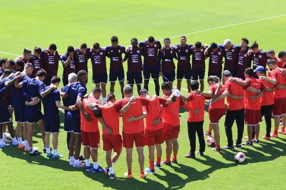 Costa Rica entrenó en San José previo a su viaje a San Salvador.