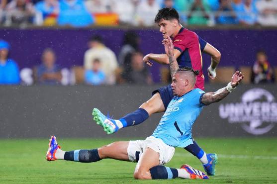 Los jóvenes del Barcelona se lucieron ante el City de Pep Guardiola.