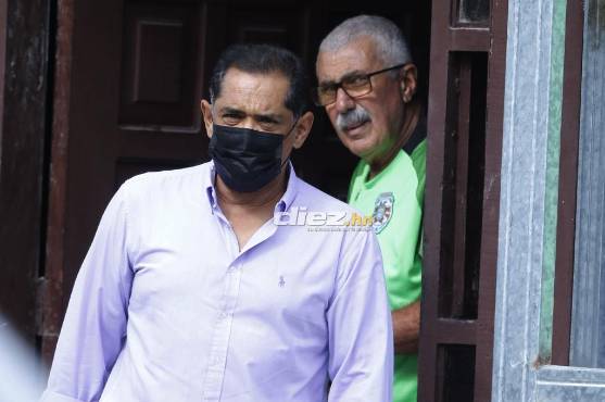 Rolin Peña, vicepresidente, y Keosseián ya planifican la próxima temporada en Marathón. Foto: Neptalí Romero