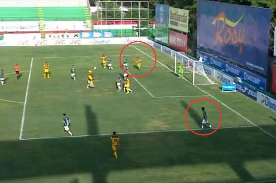 ¿Gol válido de Marco Aceituno ante Marathón? Se lo anularon por supuesto fuera de juego y Real España pierde el clásico