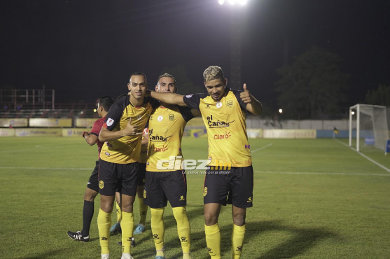 ¡Sigue intratable! Real España vence a Marathón en el Clásico y se queda con las vueltas regulares del Clausura 2022