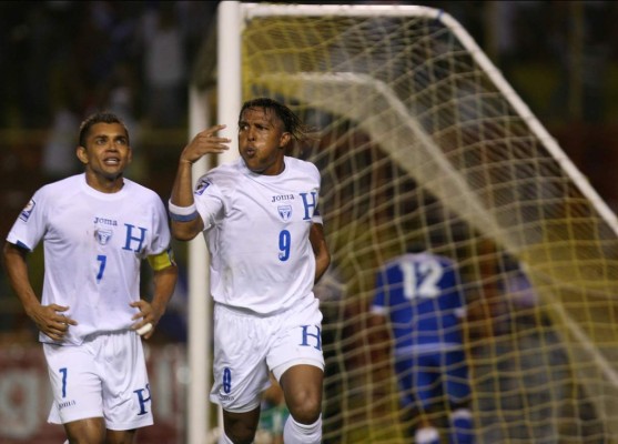 ¡Con tridente! El 11 ideal de Rubilio Castillo en la Selección Nacional de Honduras