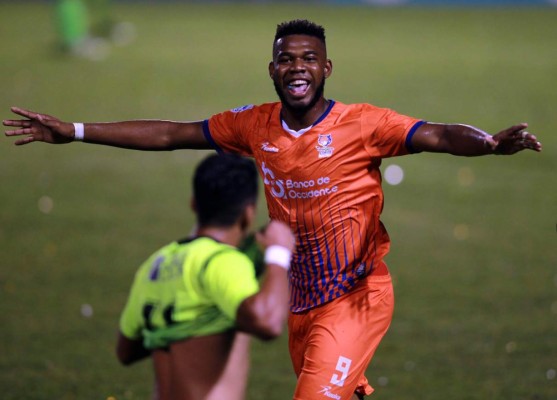 FICHAJES: Henry y Rubilio irían al extranjero, Olimpia haría barrida