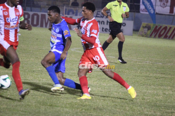 Victoria rompe el maleficio de siete años, se mete a puestos de liguilla y deja en estado crítico al Vida