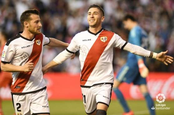 Embarba celebrando su tanto ante el Real Madrid.