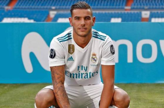 Theo Hernández jugará con el dorsal 15 en el Real Madrid.
