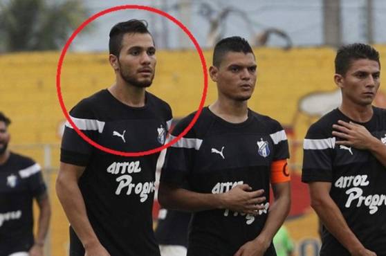 Cristopher Anariba ha decidido vender asados previo a la final de Honduras Progreso ante Motagua.