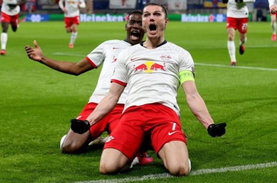Sabitzer tiene ganando al Leipzig ante el Tottenham en el Red Bulls Arena.