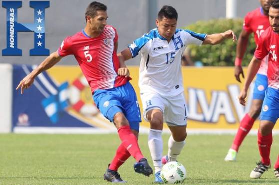 El volante Roger Espinoza estuvo en la Bicolor la última vez en marzo del 2017 contra Costa Rica bajo el mando de Jorge Luis Pinto.