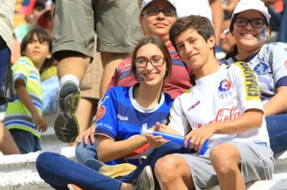 La afición, tanto Motagua como Olimpia llegó al estadio Nacional en gran número.